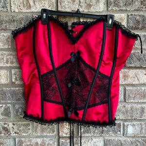 🍒💣 Vintage Torrid plus size punk/goth corset